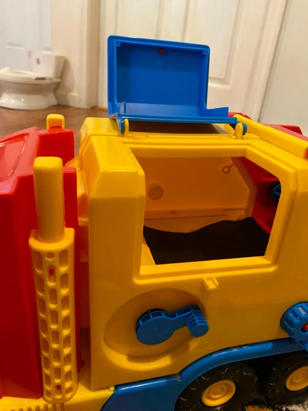 Wader Garbage Truck Toy